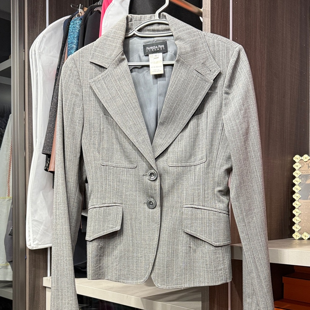 Patrizia Pepe Light Gray Striped Blazer and Skirt suit (can be sold separately)